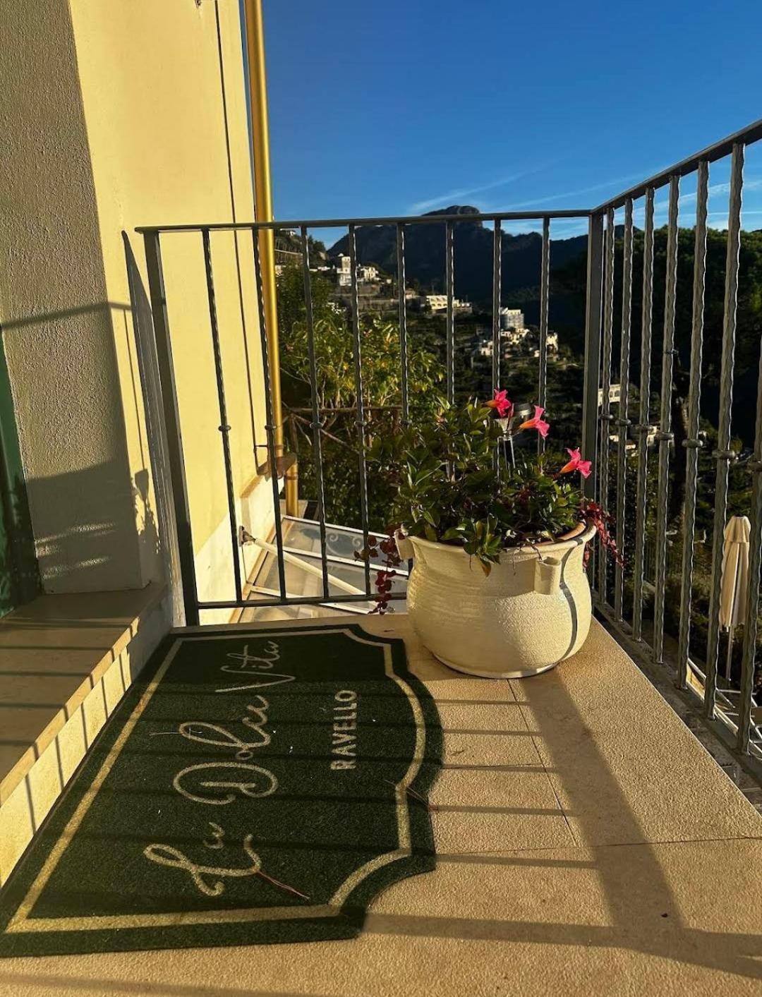 La Dolce Vita Ravello - Two Bedroom Apt With Sea View Terrace Exterior photo