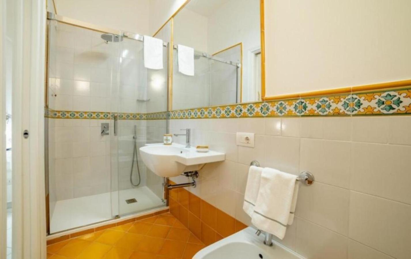 La Dolce Vita Ravello - Two Bedroom Apt With Sea View Terrace Exterior photo